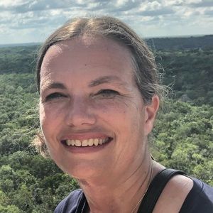 Meet your Posher, Casey